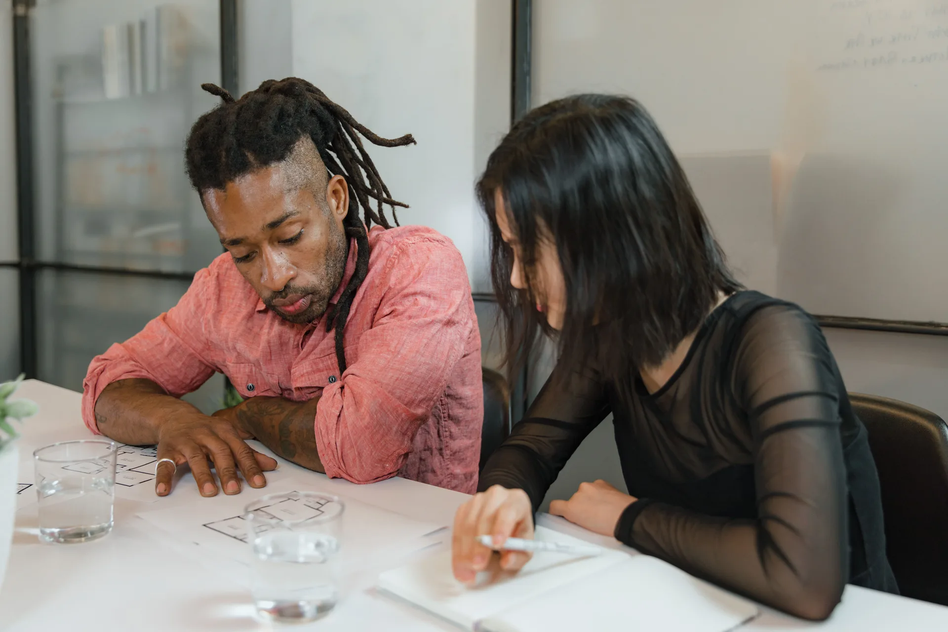 How to Brief a Designer Without Wasting Half Your Morning